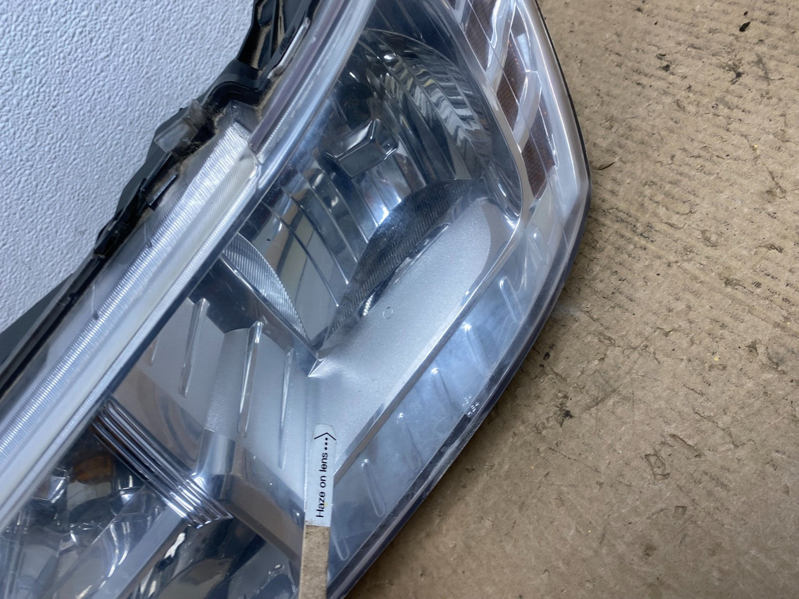 2009 to 2017 Dodge Journey Headlight Left Driver Lh Side Halogen AC1605 DW4