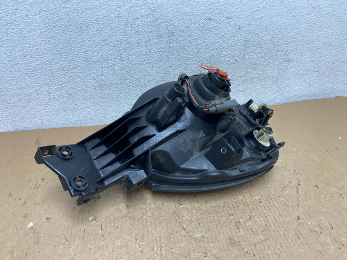 2002 to 2003 Subaru Impreza Left Driver LH Halogen Headlight AD8753 DW4