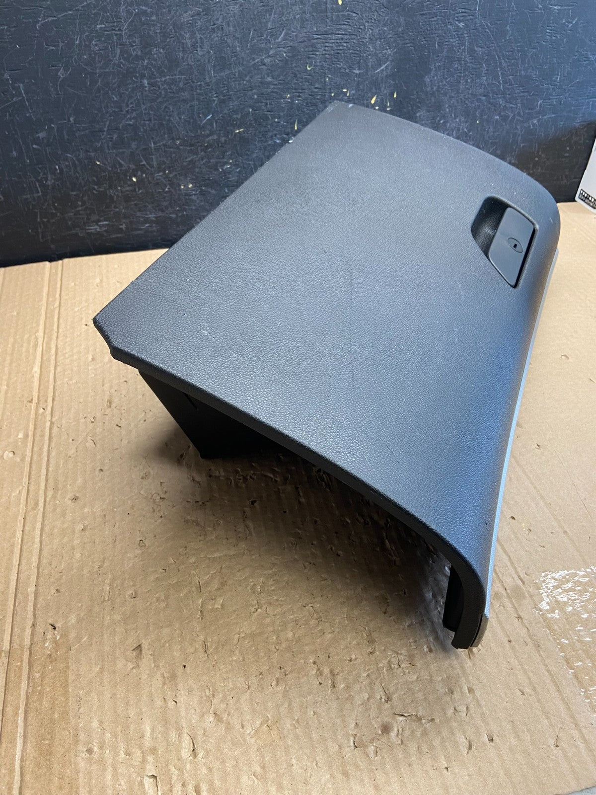 2011 to 2019 Ford Explorer Front Right Passenger Storage Glove Box AF6386 DG3