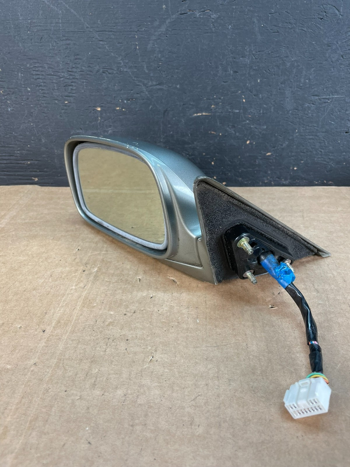 1997 to 2001 Lexus ES300 Left Driver LH View Door Mirror AE8323 DW2