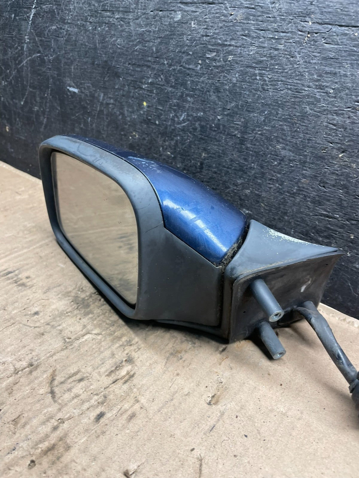 1996 to 2000 Volvo V70 70 Series  Left Driver Side View Door Mirror T2982 DG10