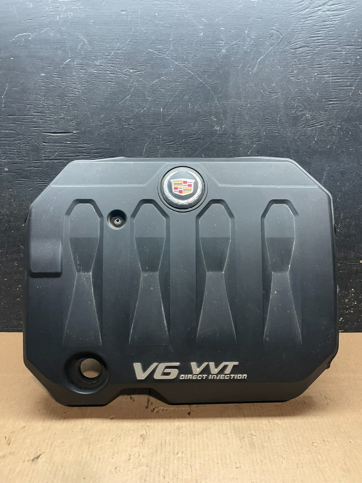 2013 to 2016 Cadillac SRX 3.6L Plastic Engine Cover Shield OEM AA2323 DG0