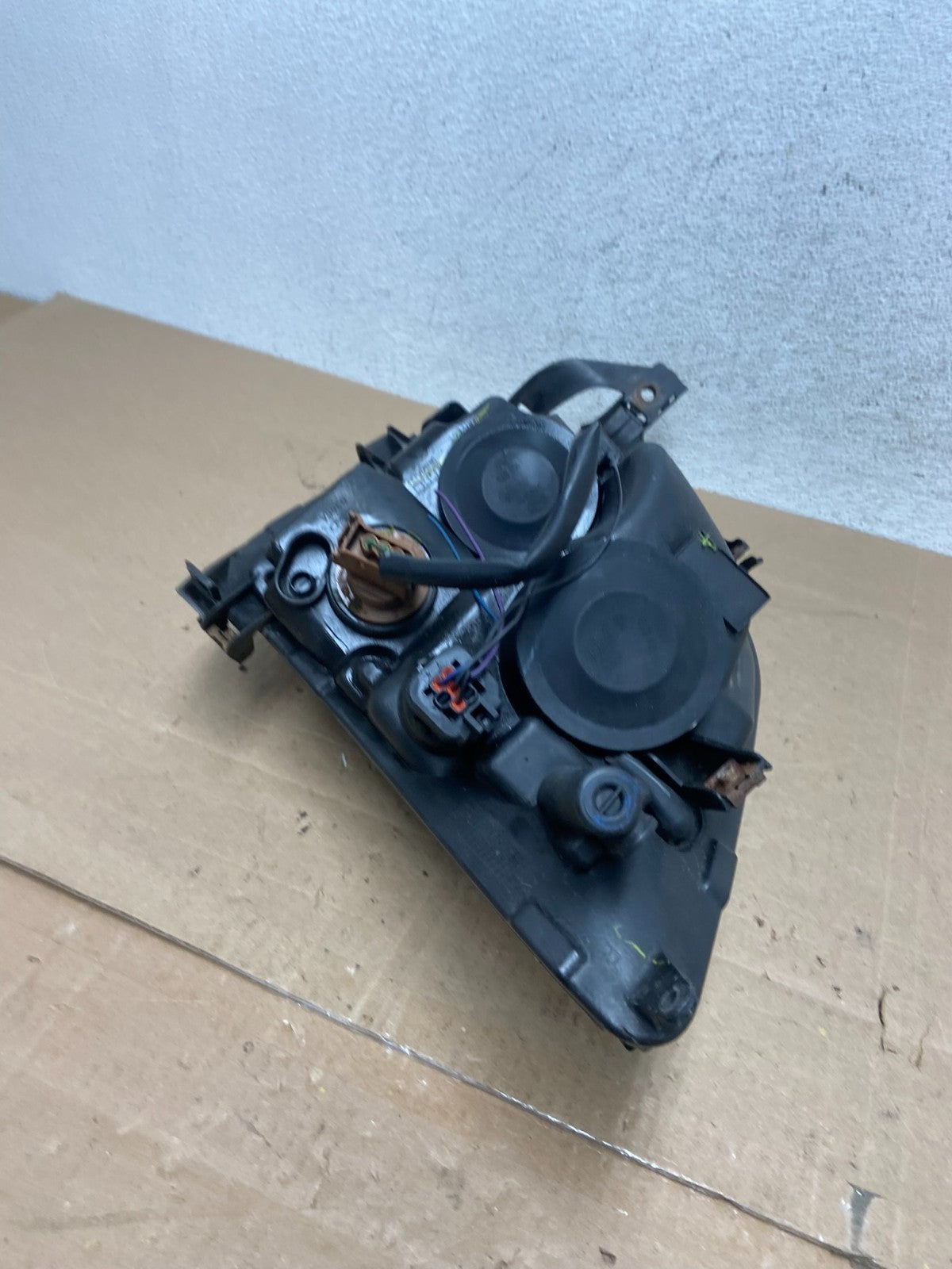 2006 to 2009 Ford Fusion Headlight Right Passenger Rh Side AE6023 DW6