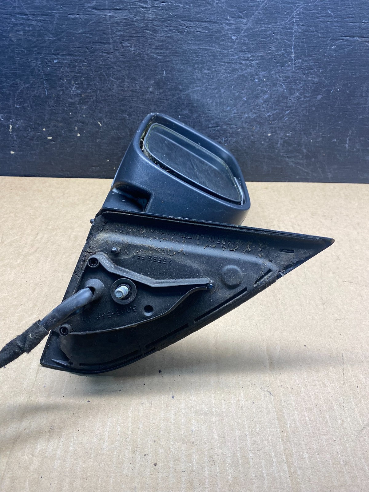 2003 to 2006 Volvo XC90 Left Driver Lh Side View Door Mirror AG7112 DW4