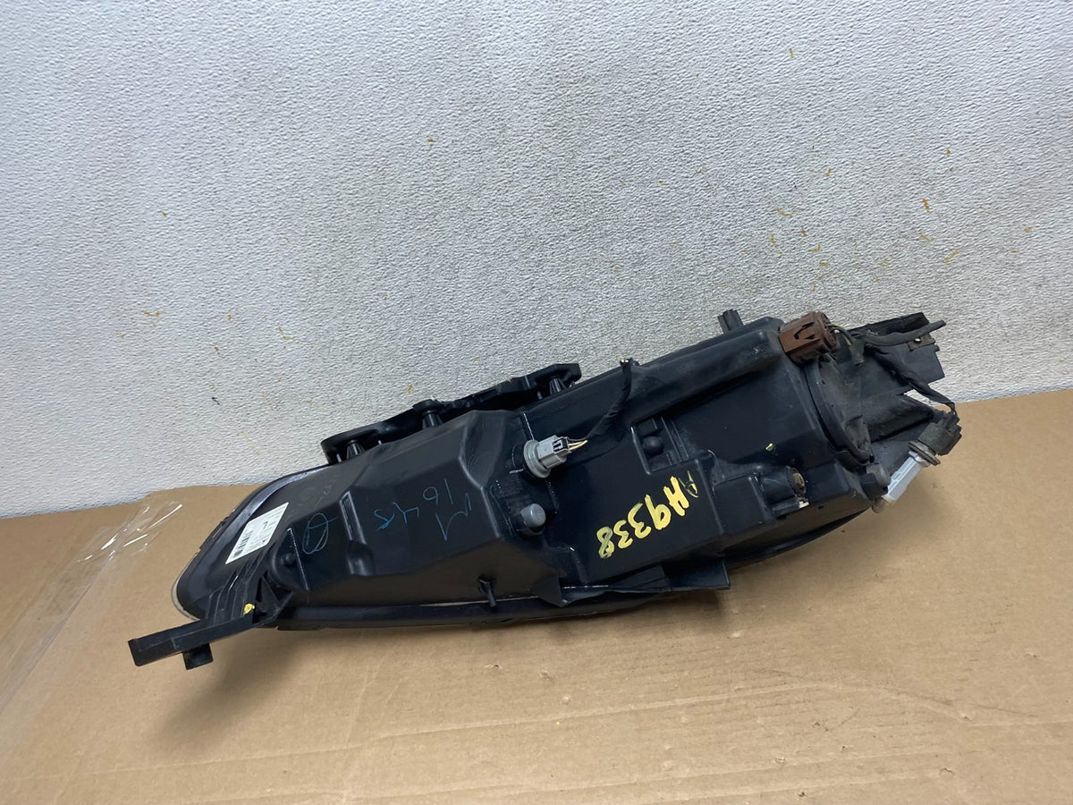 2013 to 2016 Dodge Dart Left Driver LH Halogen Headlight AH9338 DW7