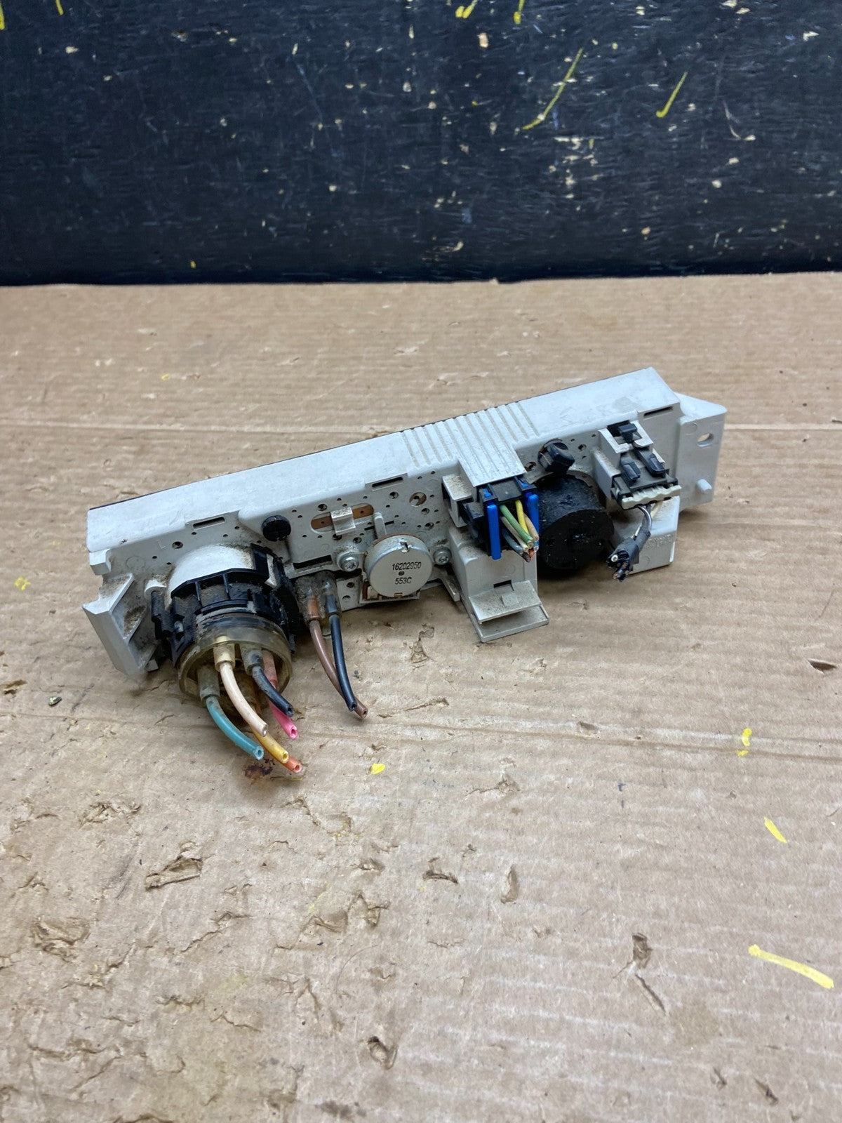 2001 - 2007 GMC Chevrolet Express 1500 Climate Control A/C W3054 DG3