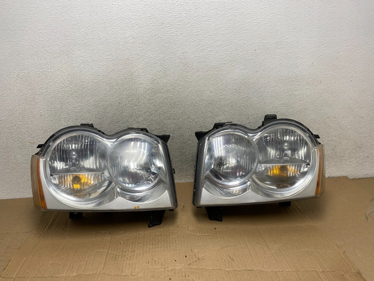 2005-2007 Jeep Grand Cherokee Left+Right Halogen Headlights AI1188 DW0