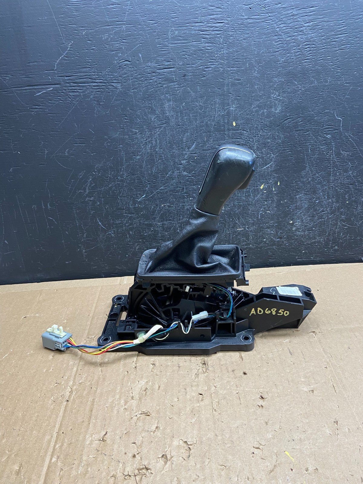 2015 Ford Explorer Auto Transmission Floor Gear Shifter AD6850 DG2
