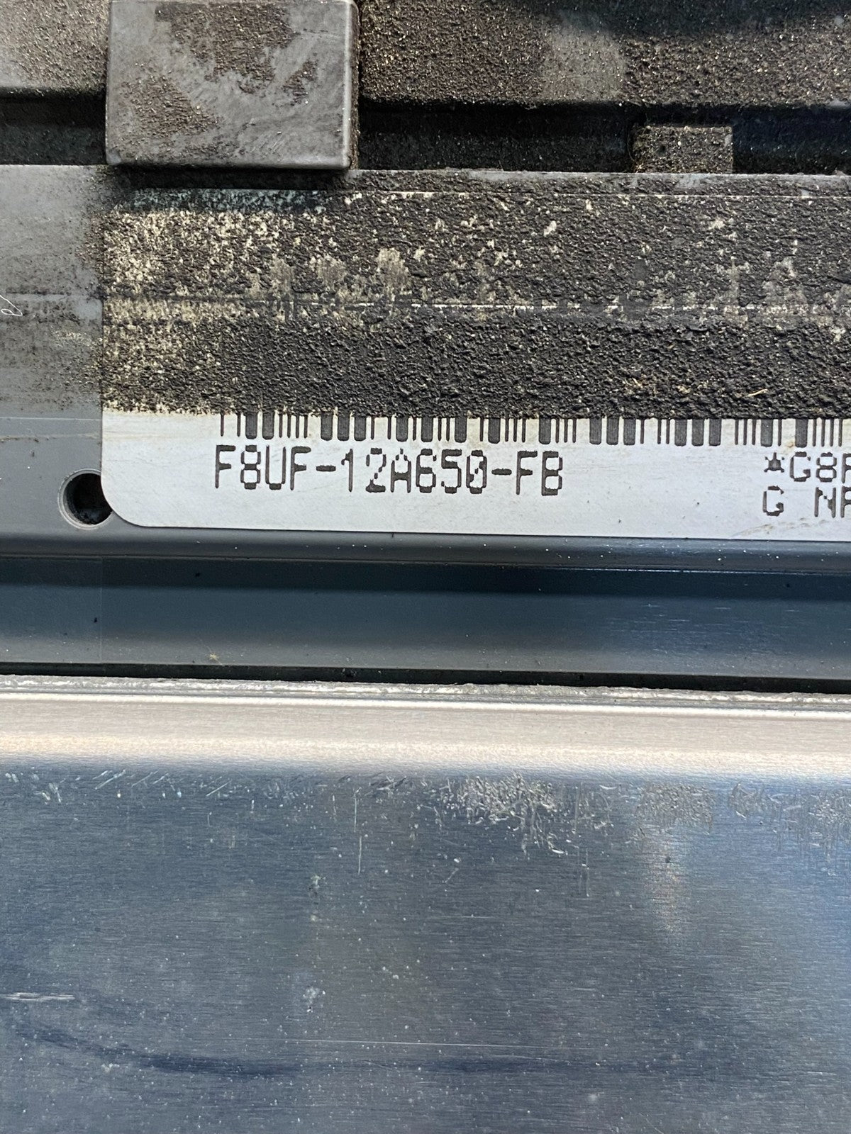 1998 Ford E-Series E-250 4.2L Engine Control Computer F8UF-12a650-fb AE8072 DW2