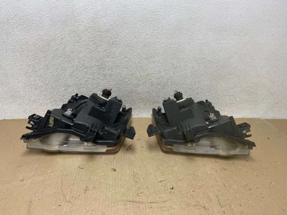 2005-2015 Nissan Xterra Driver Left+Right Side Set Headlights AH6919 DW8