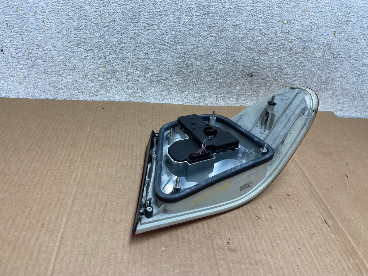 1998 to 2003 Mercedes Benz W208 CLK Left Driver Lh Side Tail Light AI5705 LK4