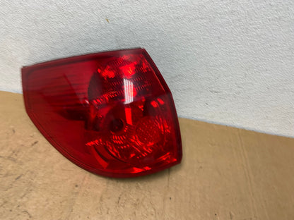 2006 to 2010 Toyota Sienna Left Driver LH Side Tail Light AD0683 LK1