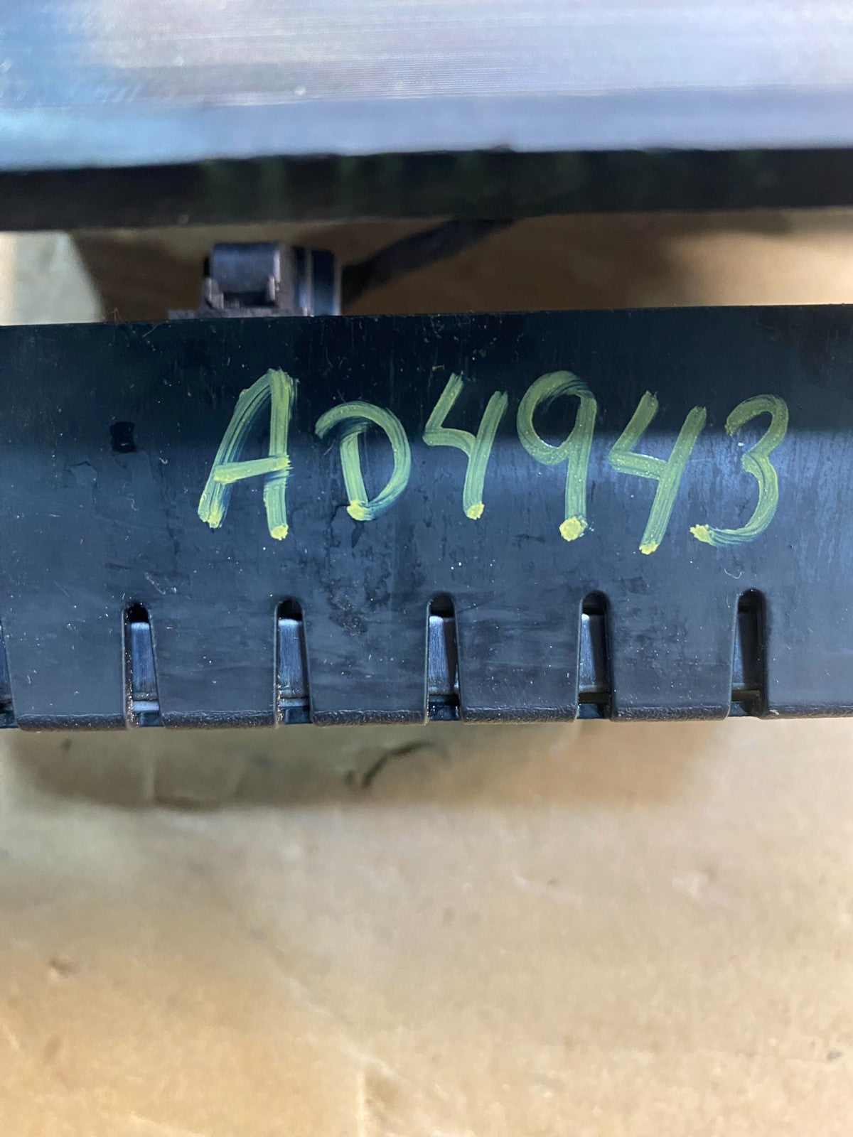 2015 2016 Ford Explorer Transit Taurus Bluetooth Radio Display Screen AD4943 DG5
