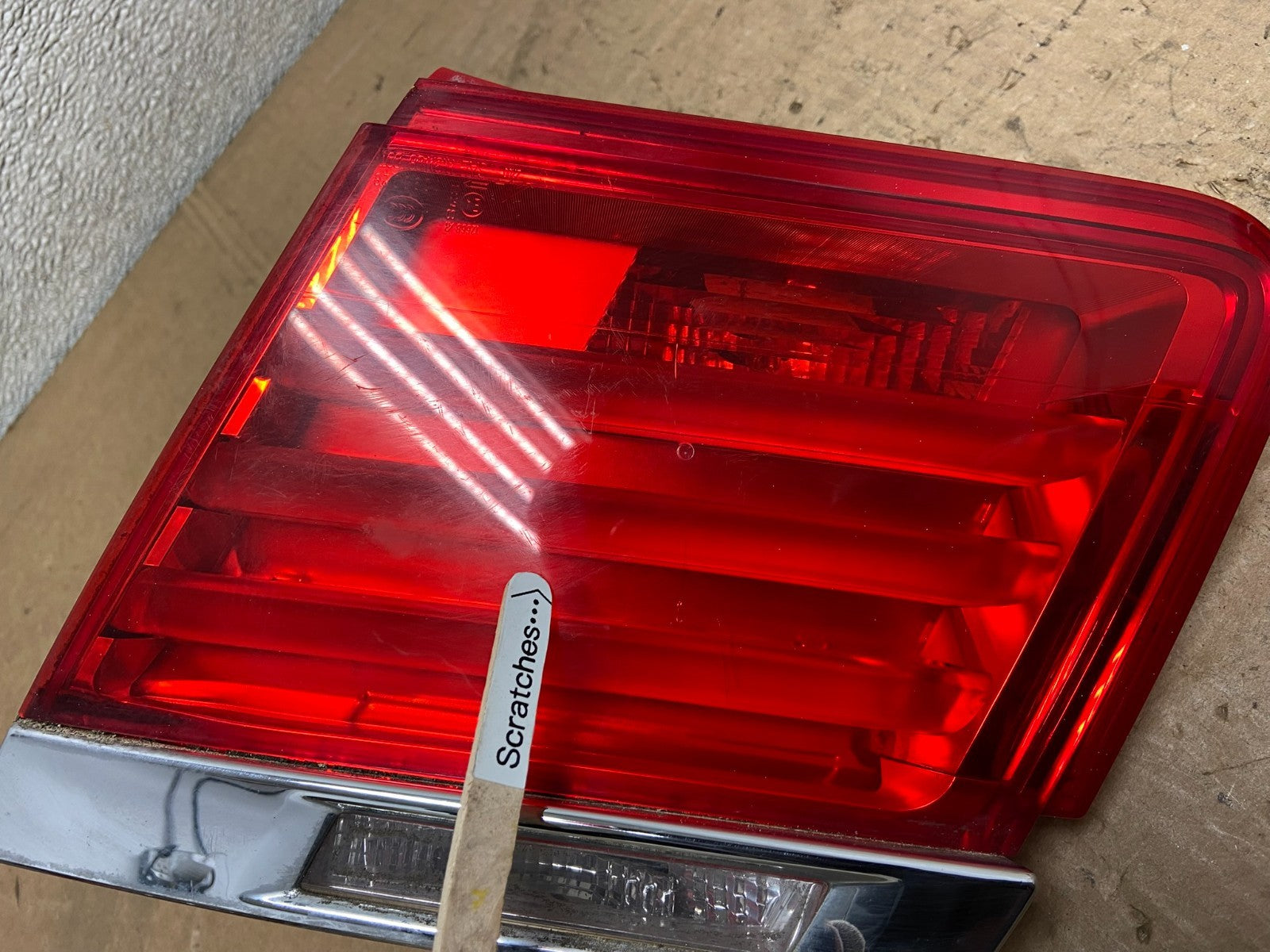 2009 - 2012 Bmw 7-Series F01 F02 750i Right Passenger Inner Tail Light Y6032 DW3