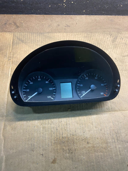 2007 to 2009 Sprinter 2500 3500 Instrument Speedometer Gauge Cluster Y4553 DG1