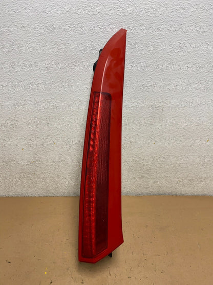 2003 to 2006 Volvo XC90 Right Passenger Side Upper Tail Light OEM H5918 DG10