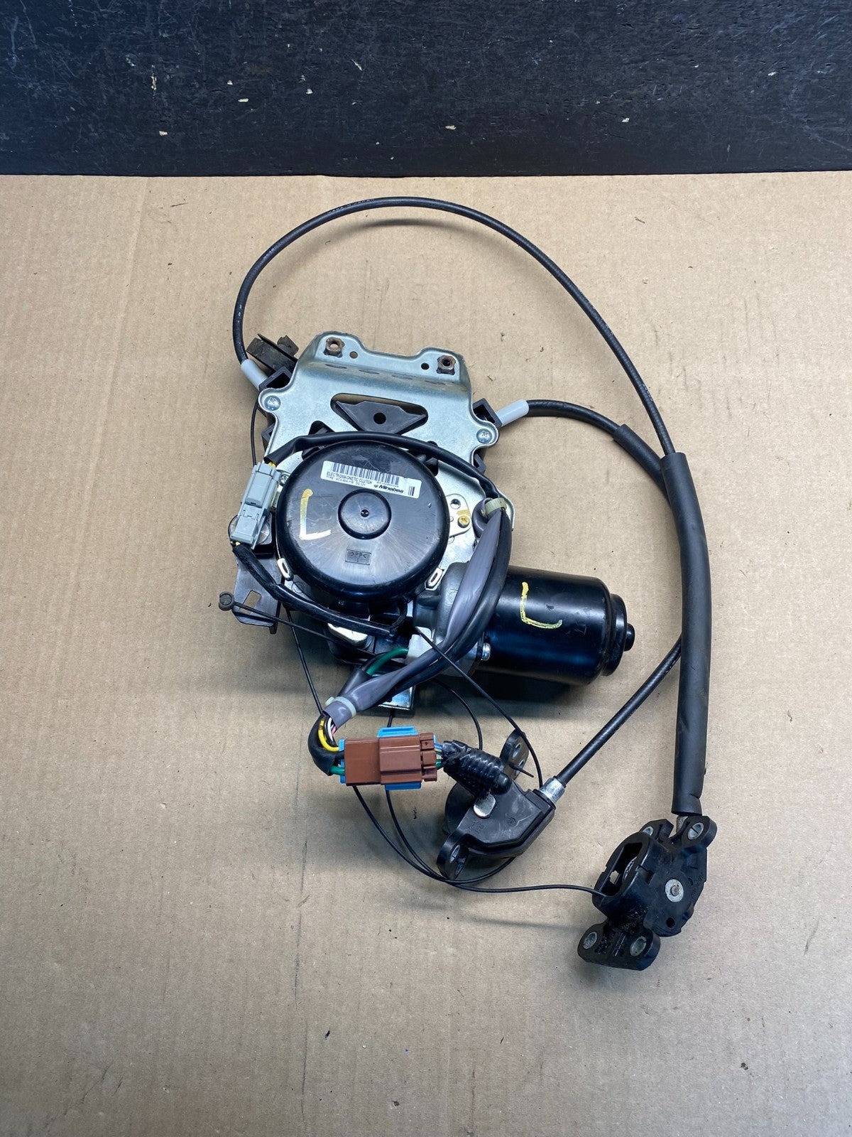 2005 - 2010 Honda Odyssey Left Lock Actuator AG9647 DG4
