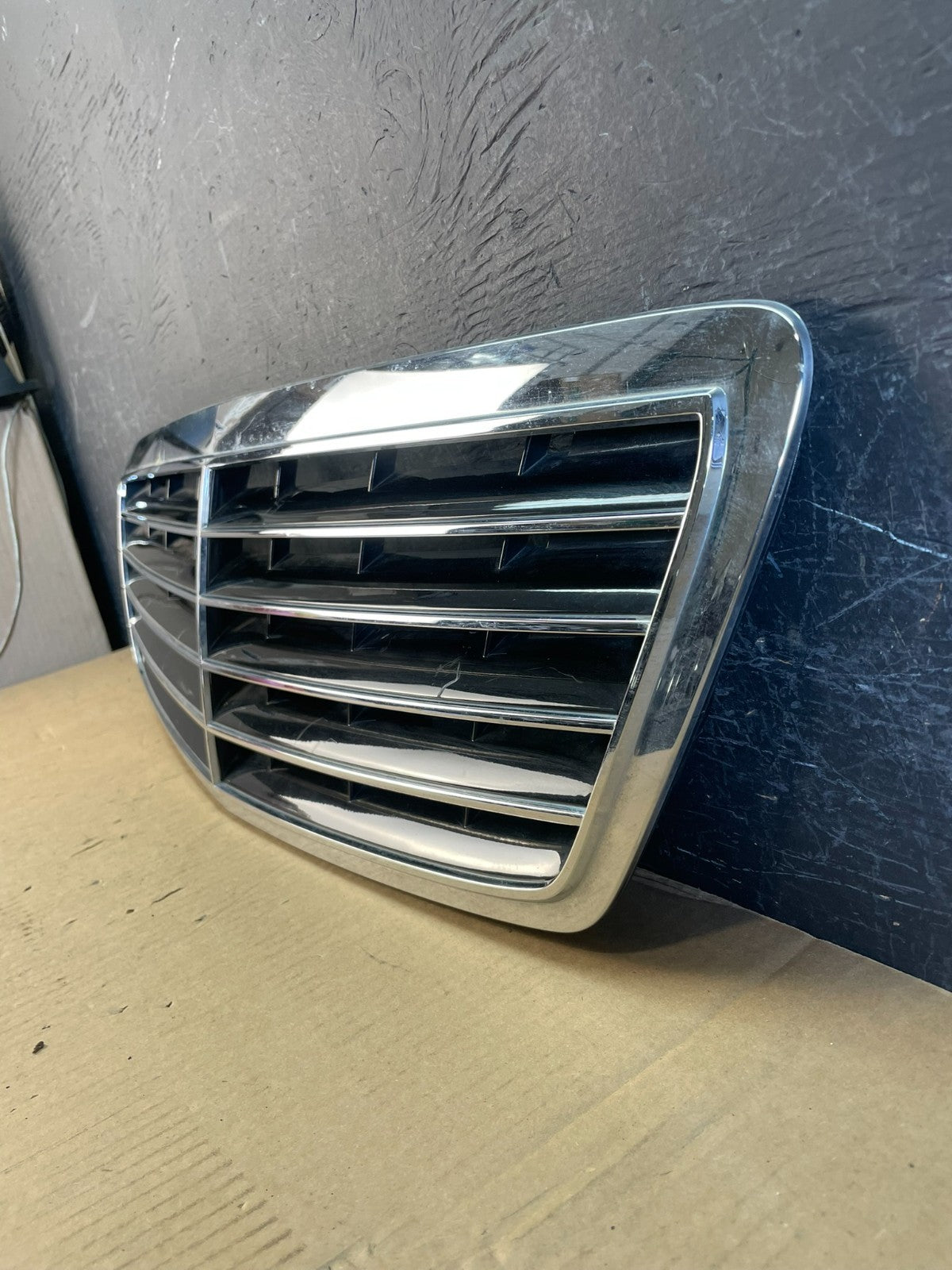 2003 to 2006 Mercedes Benz S-Class Front Grille AD5721 DG1