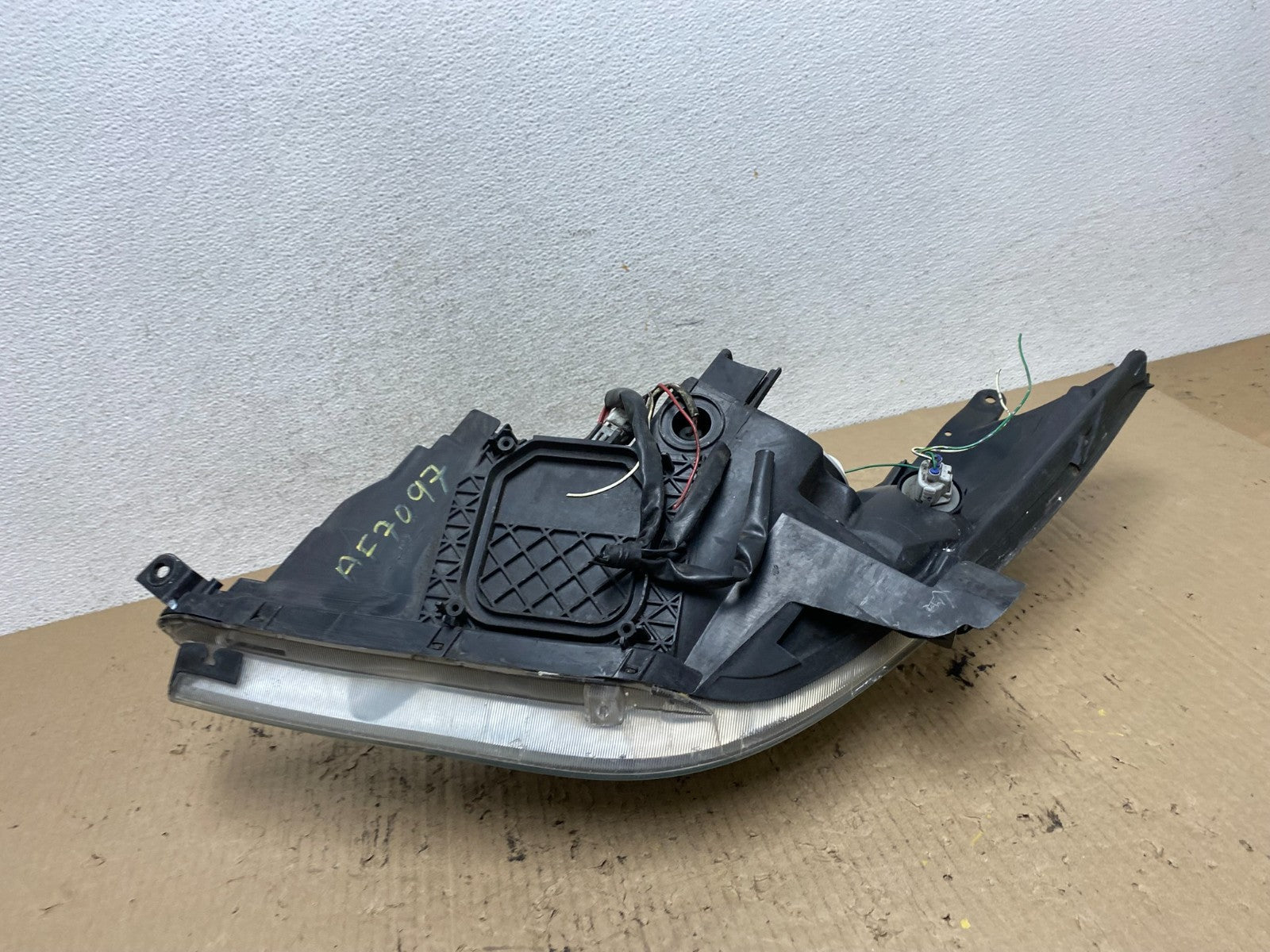 2007 2008 Toyota Solara Right Passenger RH Halogen Headlight AF7097 DW6