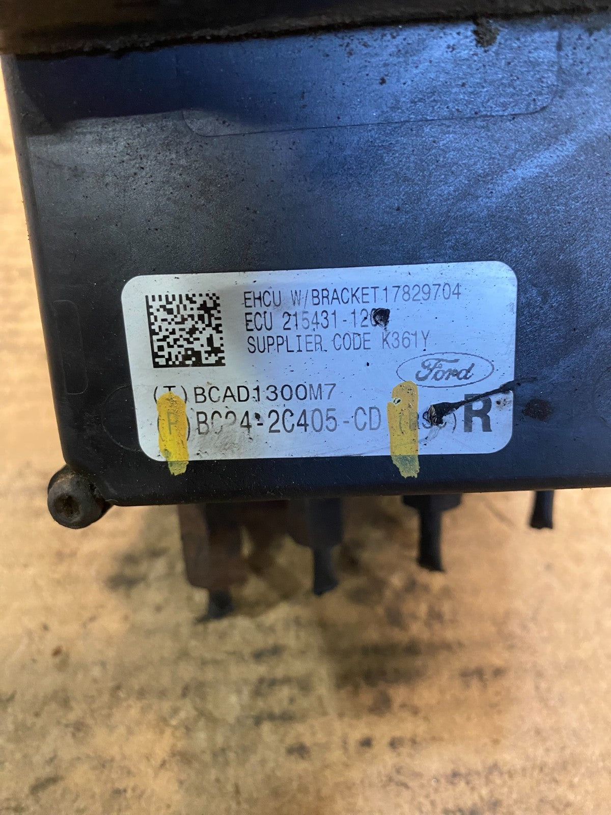 2011 - 2014 Ford E250 E350 Van  ABS Anti Lock Brake Pump Module Oem AA1768 DG6