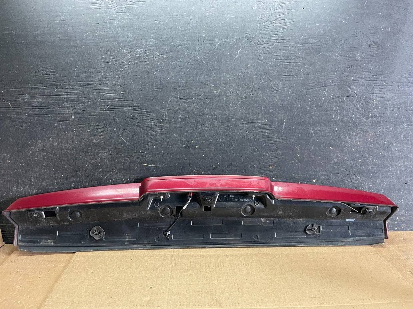 2007-2014 Chevrolet Tahoe Suburban Yukon Spoiler Wing 3rd Brake Light AA89487