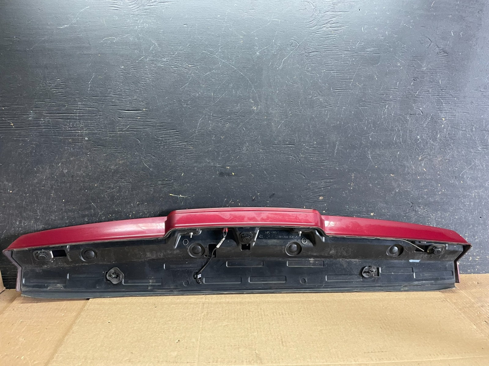2007-2014 Chevrolet Tahoe Suburban Yukon Spoiler Wing 3rd Brake Light AA89487