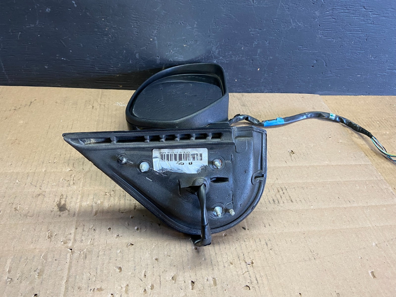 2007-2013 Chevrolet Tahoe Silverado Suburban Right Passenger Mirror AB7747 MS6