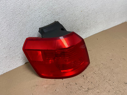 2010 to 2017 GMC Terrain Halogen Tail Light Left Driver Lh Side AG4427 LK2