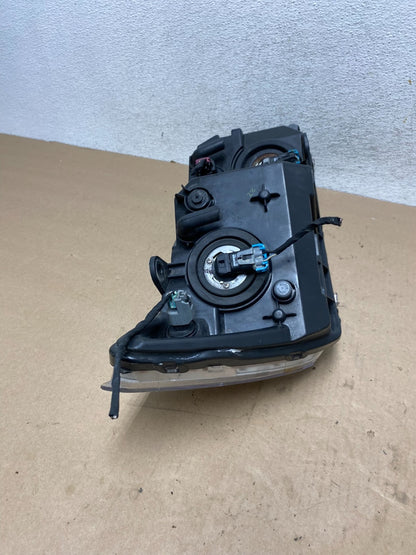 2009 to 2017 Dodge Journey Headlight Left Driver Lh Side Halogen AG4537 DW8