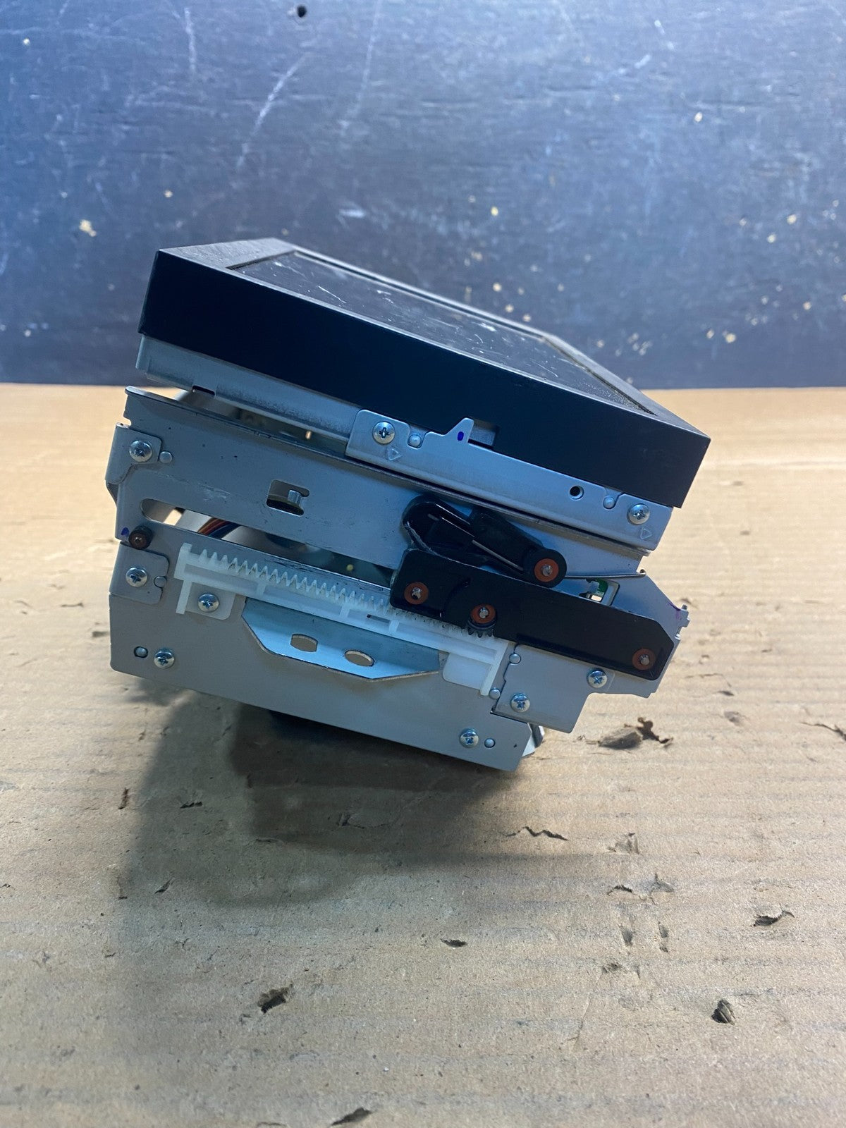 2008 to 2012 Cadillac SRX CTS Audio Radio Screen Display Player AA3182 DG5