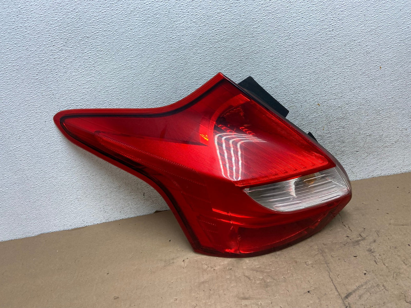 2012 2013 2014 Ford Focus Tail Light Hatchback Left Driver Lh Side AG5498 LK0