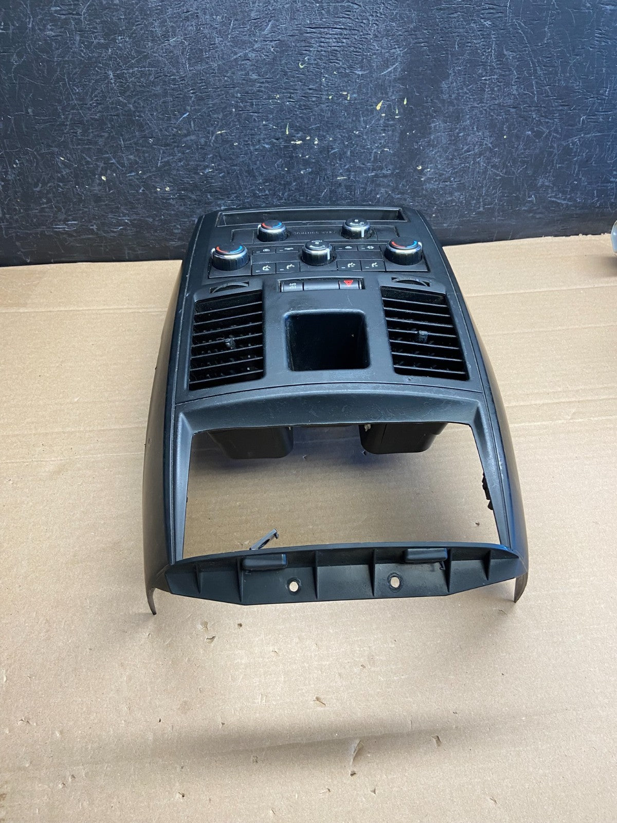 2008-2010 Dodge Grand Caravan A/C Climate Control Unit Bezel Trim AG5006 DG2