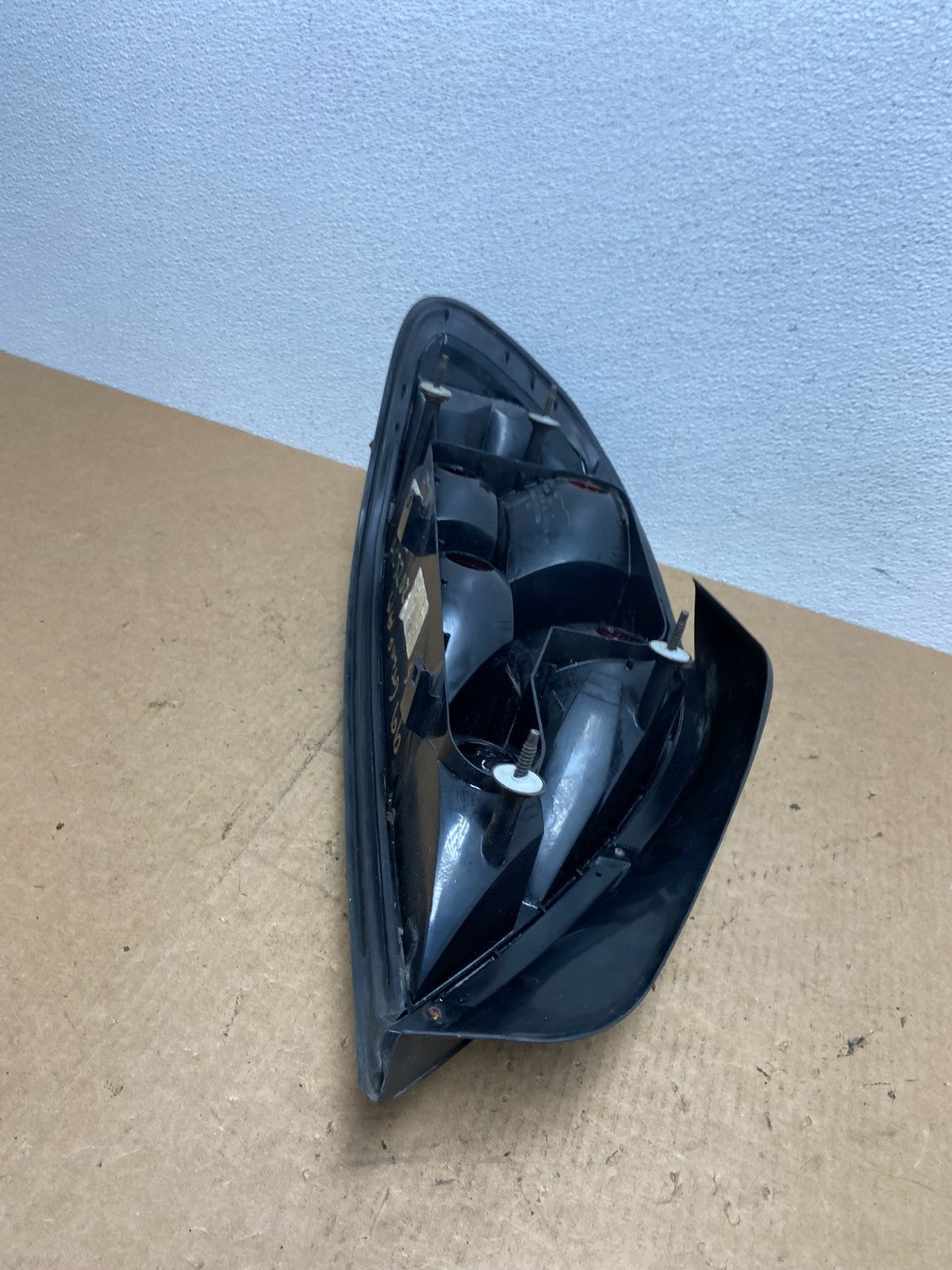 1999-2005 Pontiac Grand AM Right Passenger RH Side Tail Light AD2430 LK5