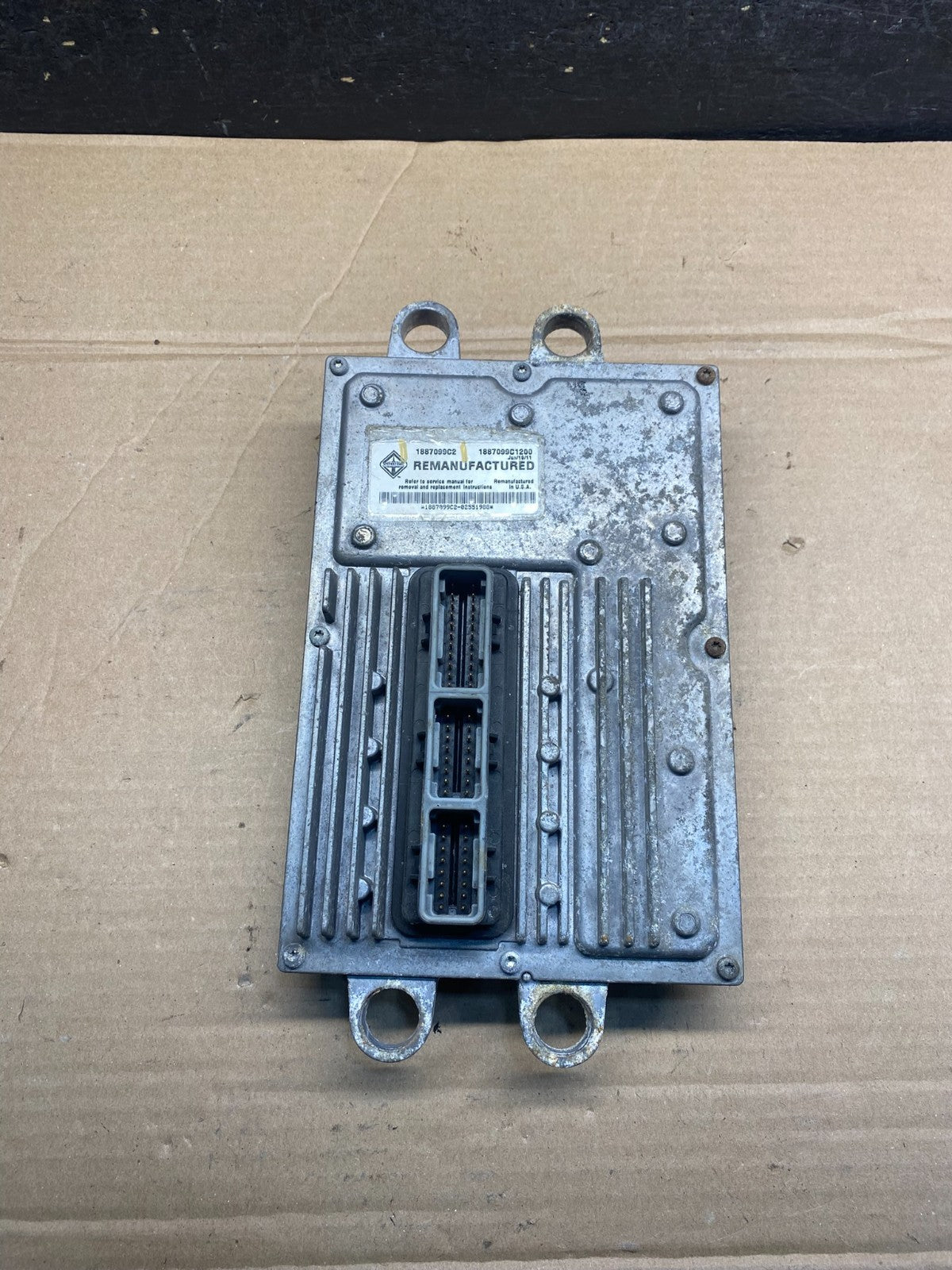 2003 - 2006 Ford F250 F350 6.0L Fuel Injector Module 1887099c2 AH9846 DG0
