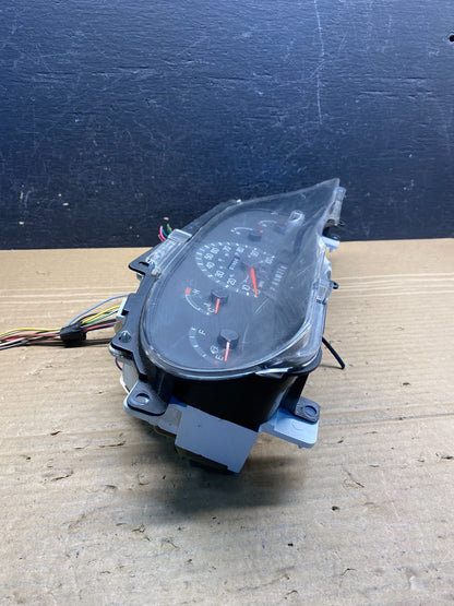 1999 to 2003 Ford E150 E250 E350 VAN Gauge Speedometer Cluster AE6176 DG4