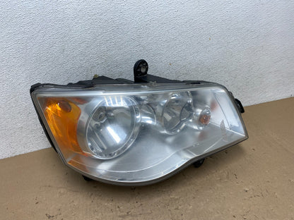 2011 to 2016 Chrysler Town and Country Right Passenger Headlight AG4403 DW0
