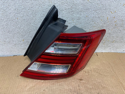 2013-2019 Ford Taurus LED Right Passenger RH Side Tail Light AI7832 LK0