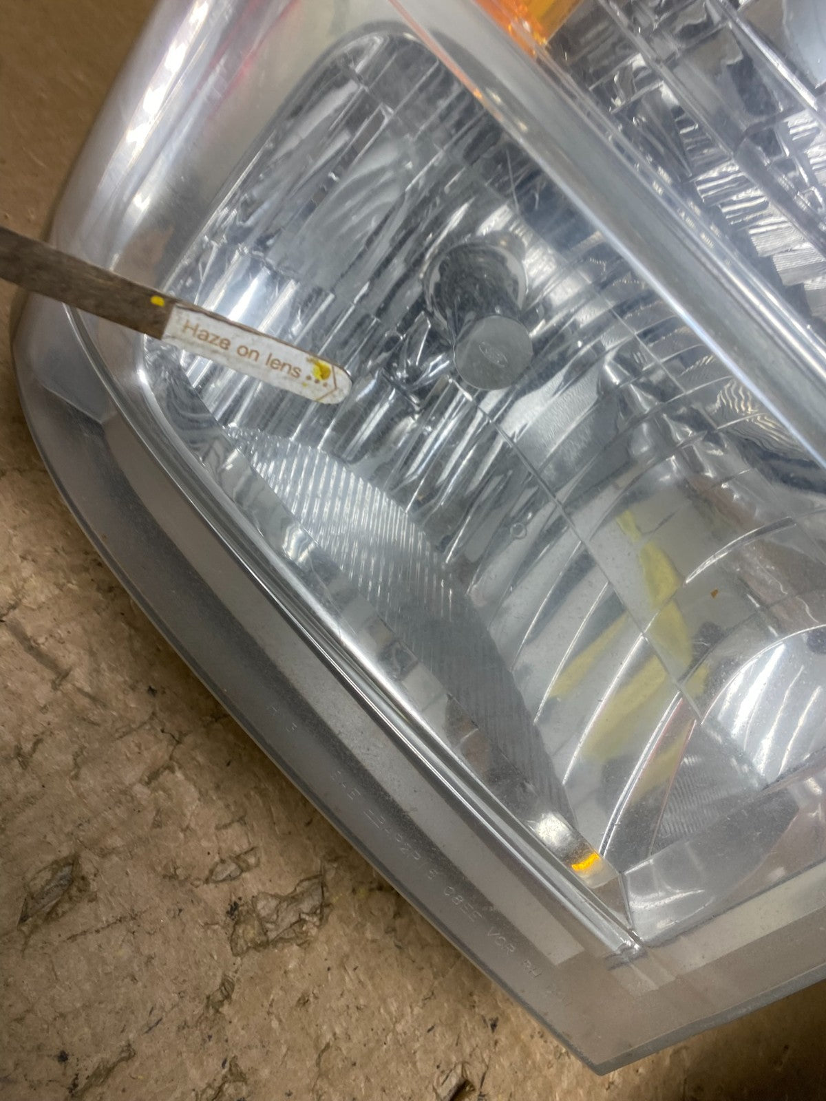 2008-2014 Ford Econoline E150 E250 E350 Left+Right Headlights V8120 DW7