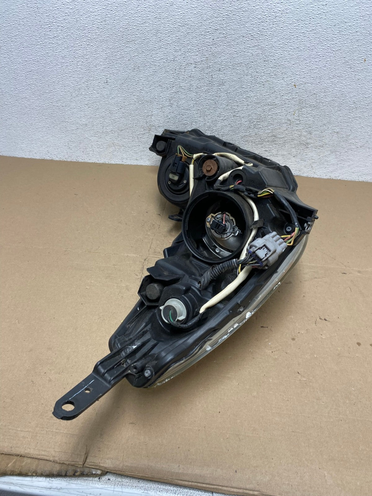 2010 2011 2012 Subaru Legacy Outback Left Driver Halogen Headlight AF4473 LK7