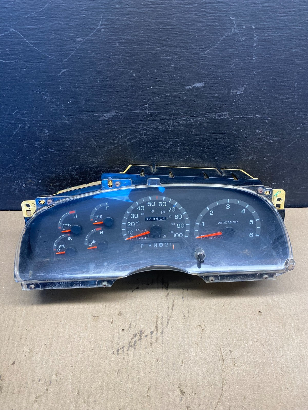 1997 - 1998 Ford F150 F-150 Speedometer Cluster Gauge AC8920 DG0