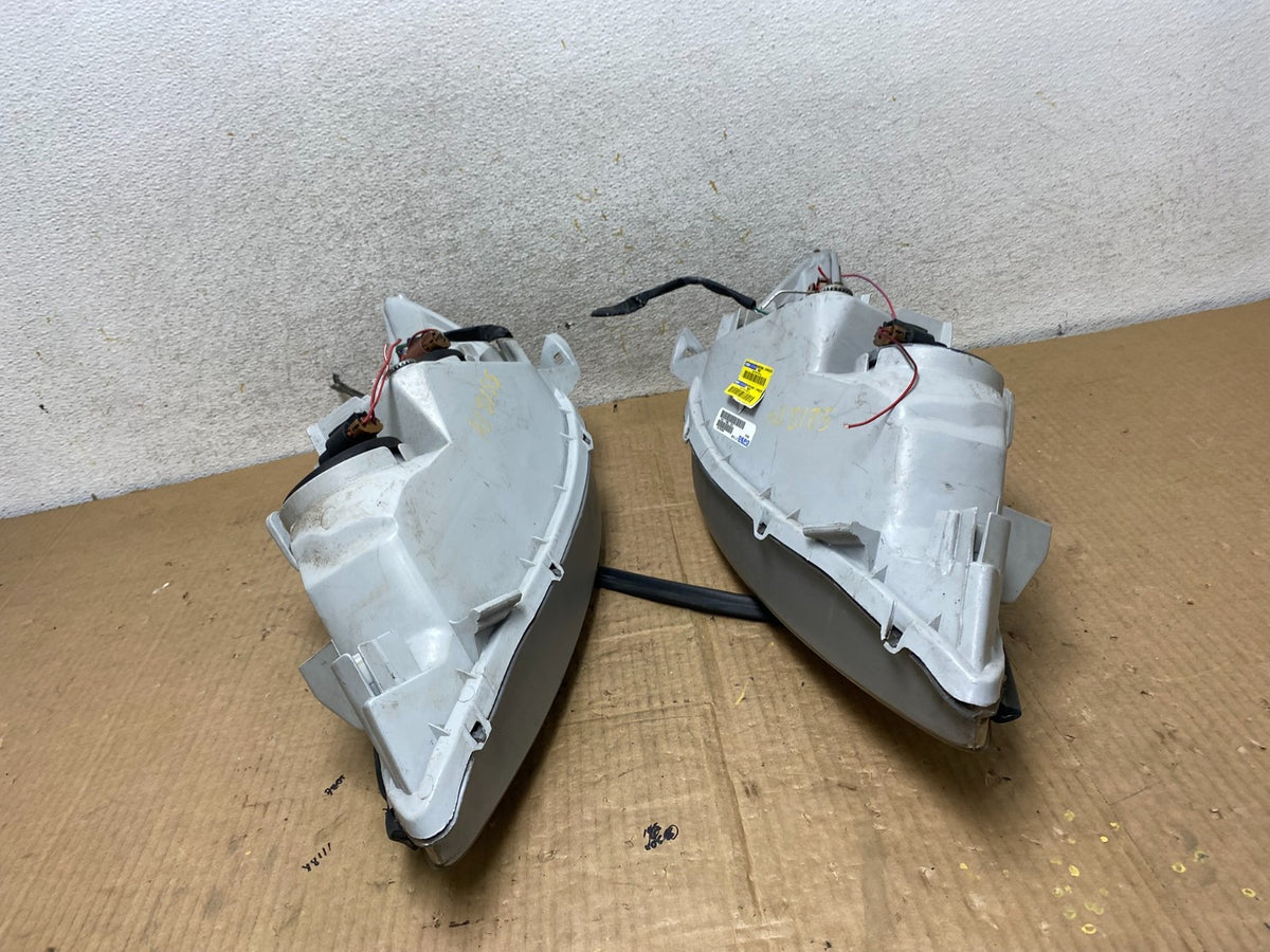 2002 2003 2004 Toyota Camry Left+Right Set Side Halogen Headlights AI8185 DW11