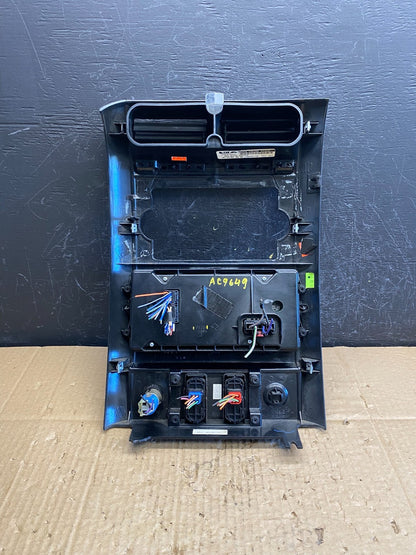 2005-2009 Dodge Durango Heat AC Climate Temp Control Radio Bezel AC9649 DG4