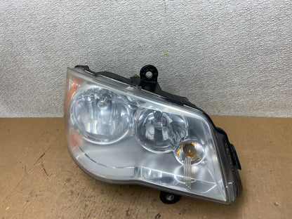 2011 to 2016 Chrysler Town and Country Right Passenger Headlight Z9360 DW1