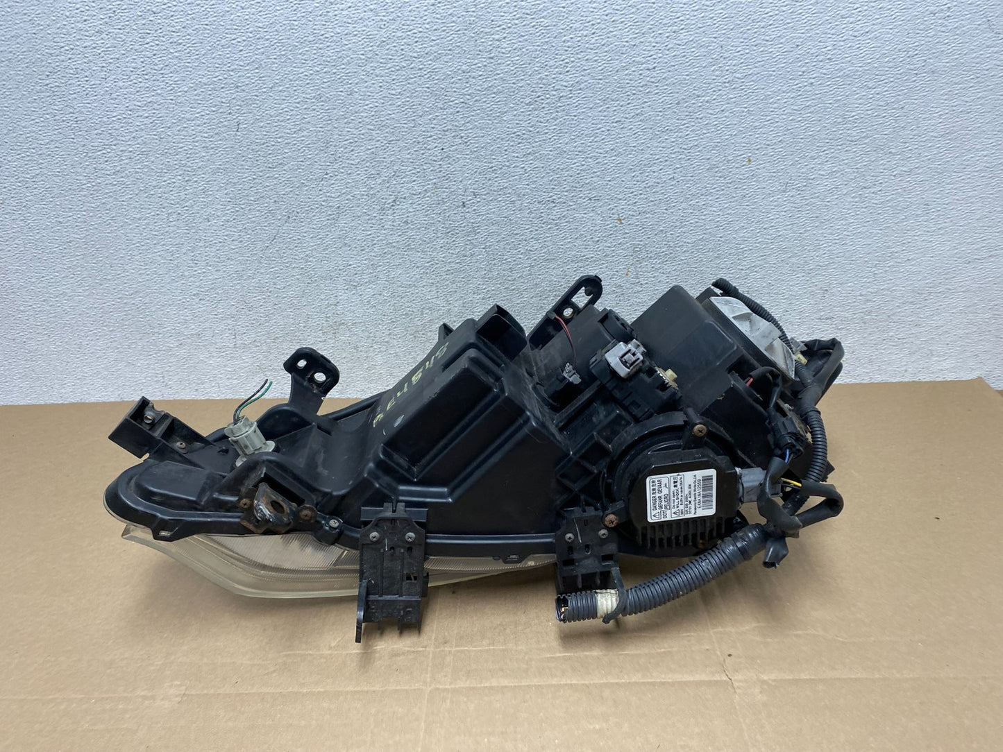 2011 to 2014 Nissan Murano Headlight Right Passenger Rh Xenon AE4848 DW5