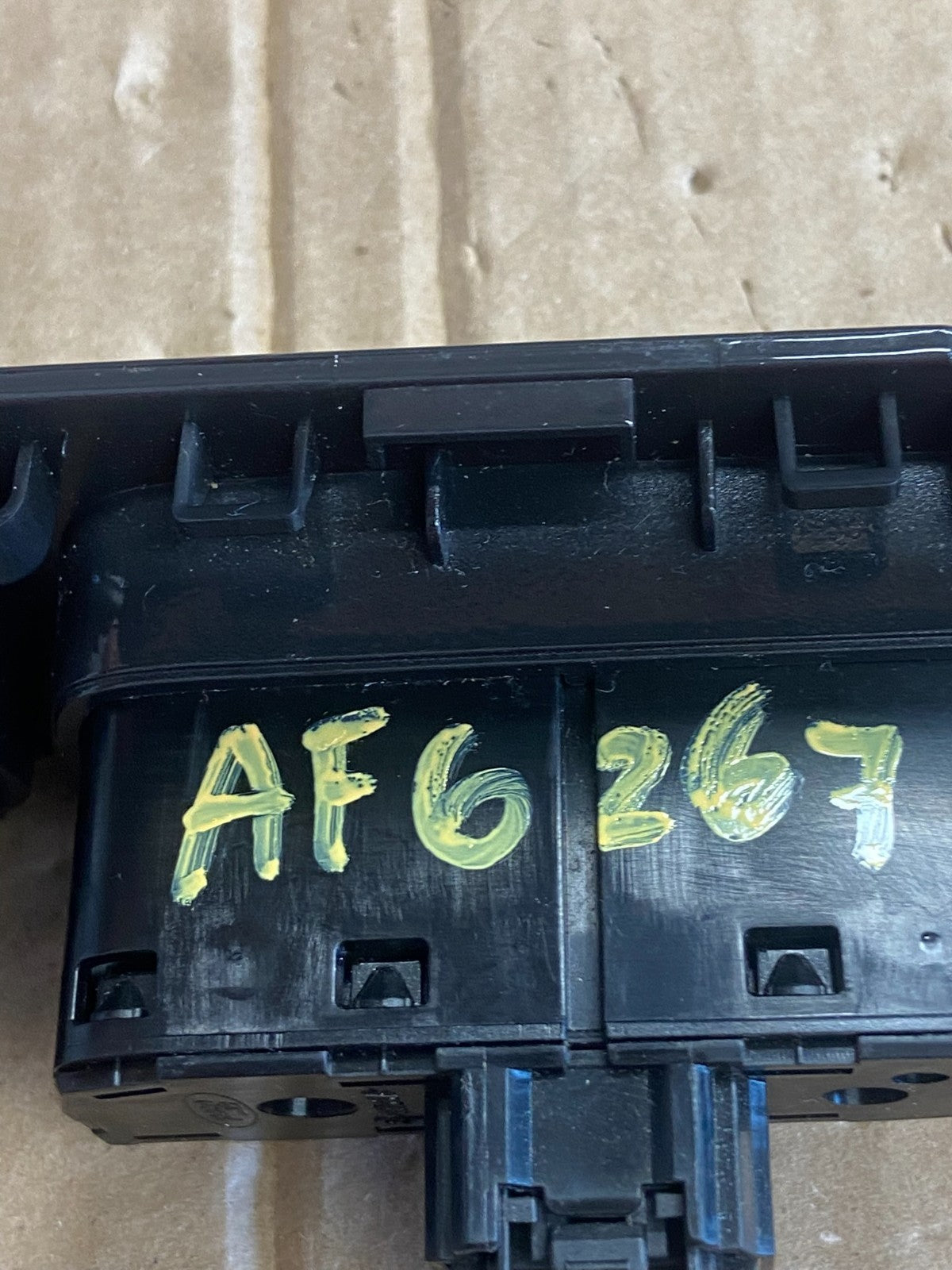 2013 to 2016 Ford Escape Climate Control Trim Panel W/ Switches AF6267 DG6