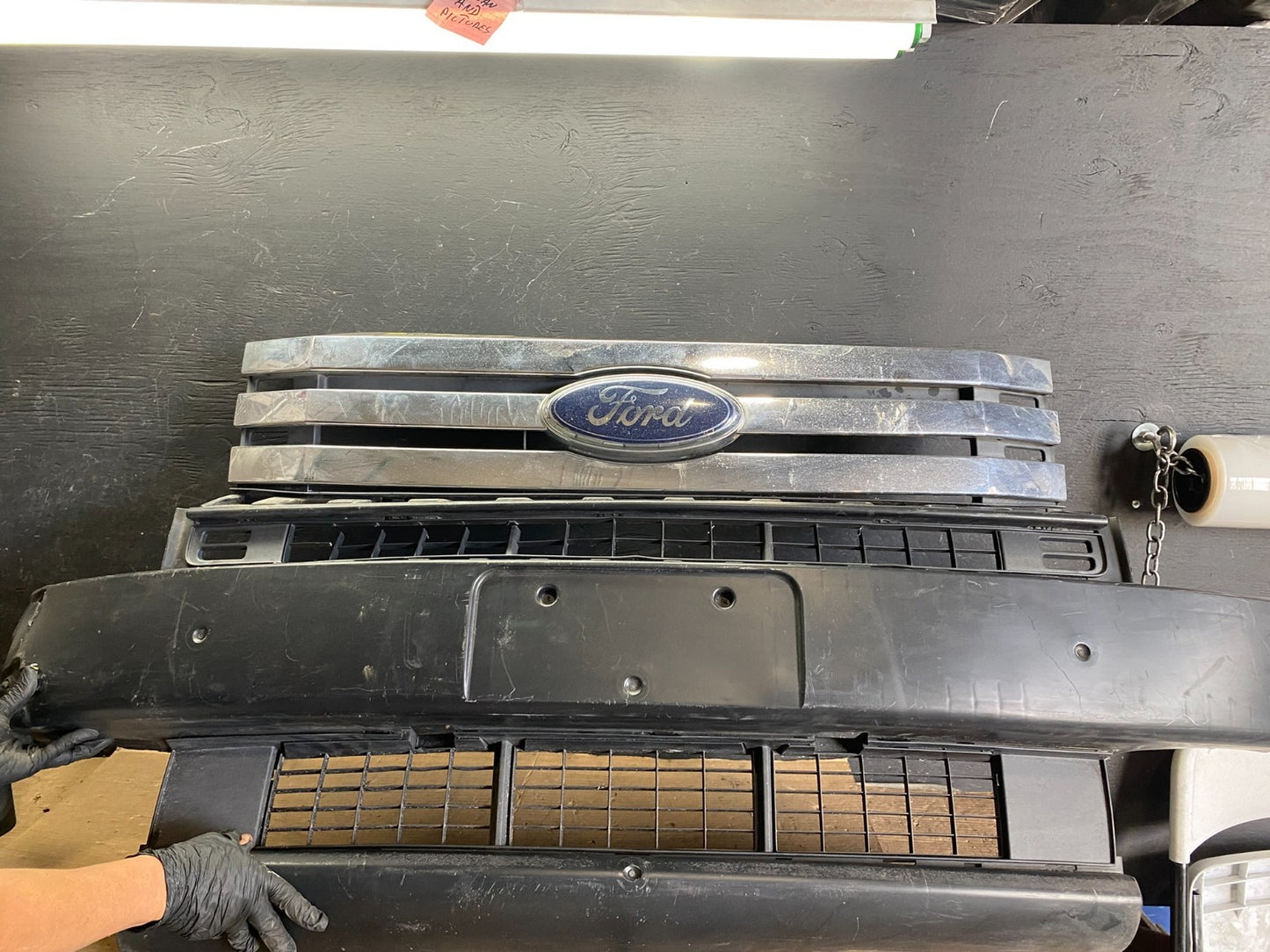 2009 2010 2011 Ford Flex Front Upper Chrome Grille Grill  Oem r2302 DG0