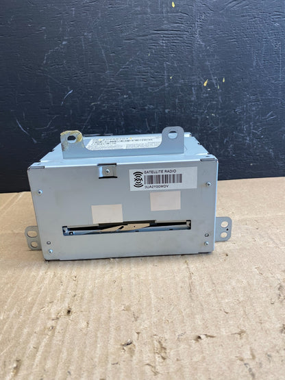 2009 to 2015 Cadillac CTS Am Fm Cd Player Radio Receiver OEM AB9586 DG0