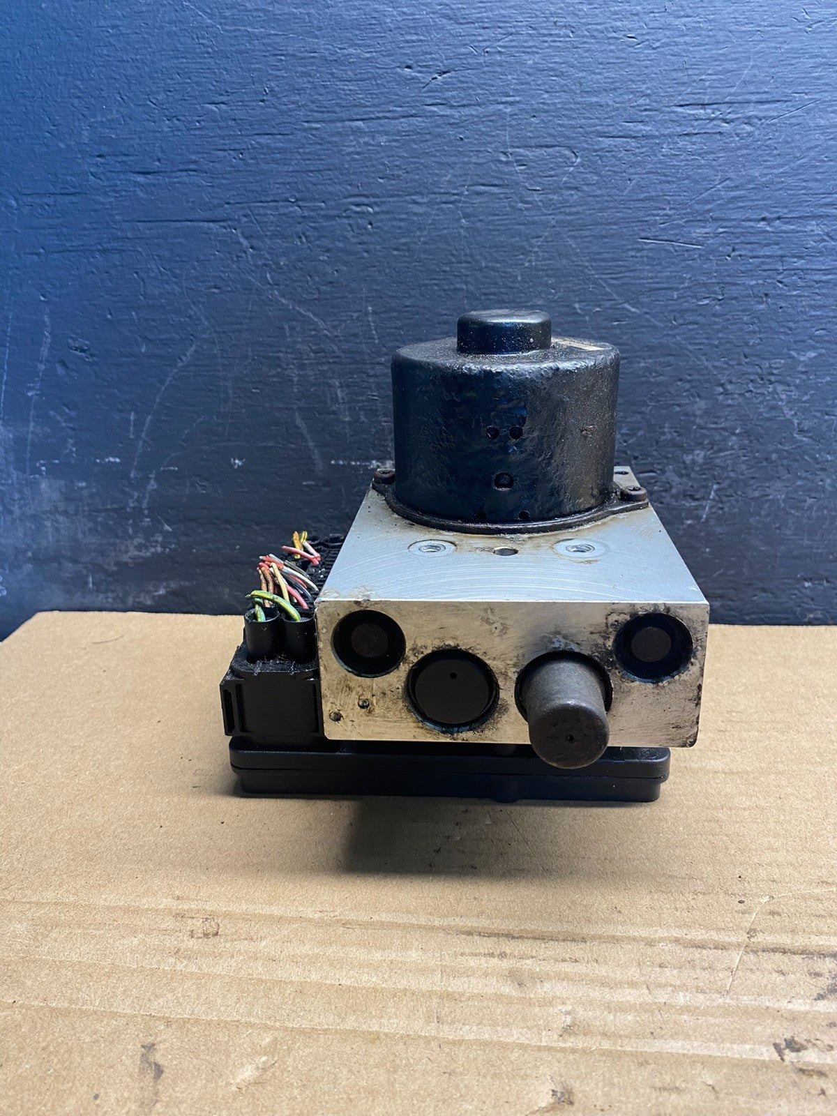 2005 2006 Ford Expedition ABS Anti Lock Brake Pump Module Oem AC4483 DG2