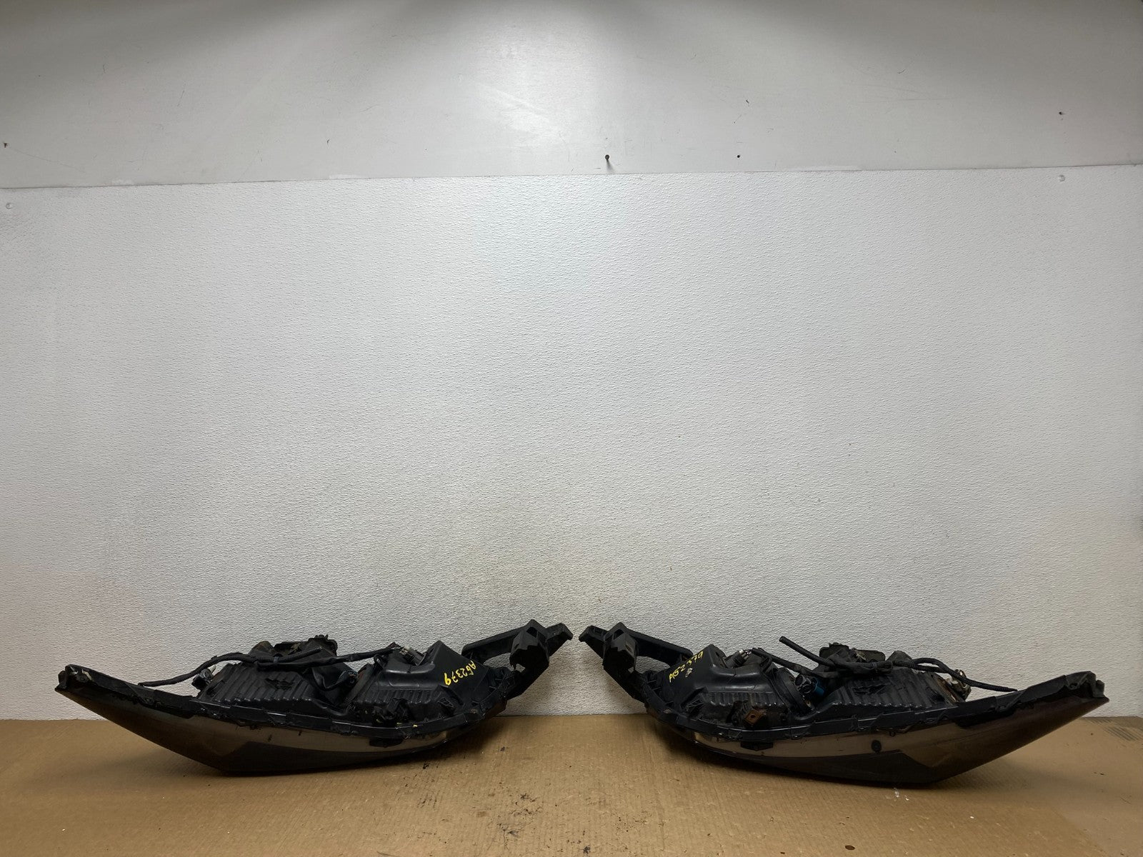 2008 to 2012 Honda Accord Sedan Left+Right Set Halogen Headlights AG2379 DW10