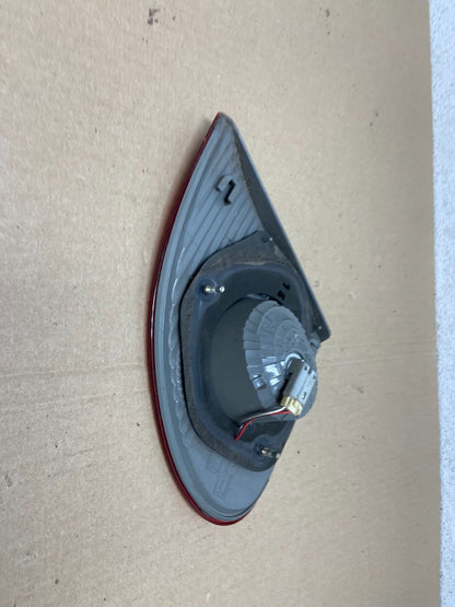 2003 - 2008 Toyota Corolla Inner Left Driver Lh Side Tail Light AE9419 LK4